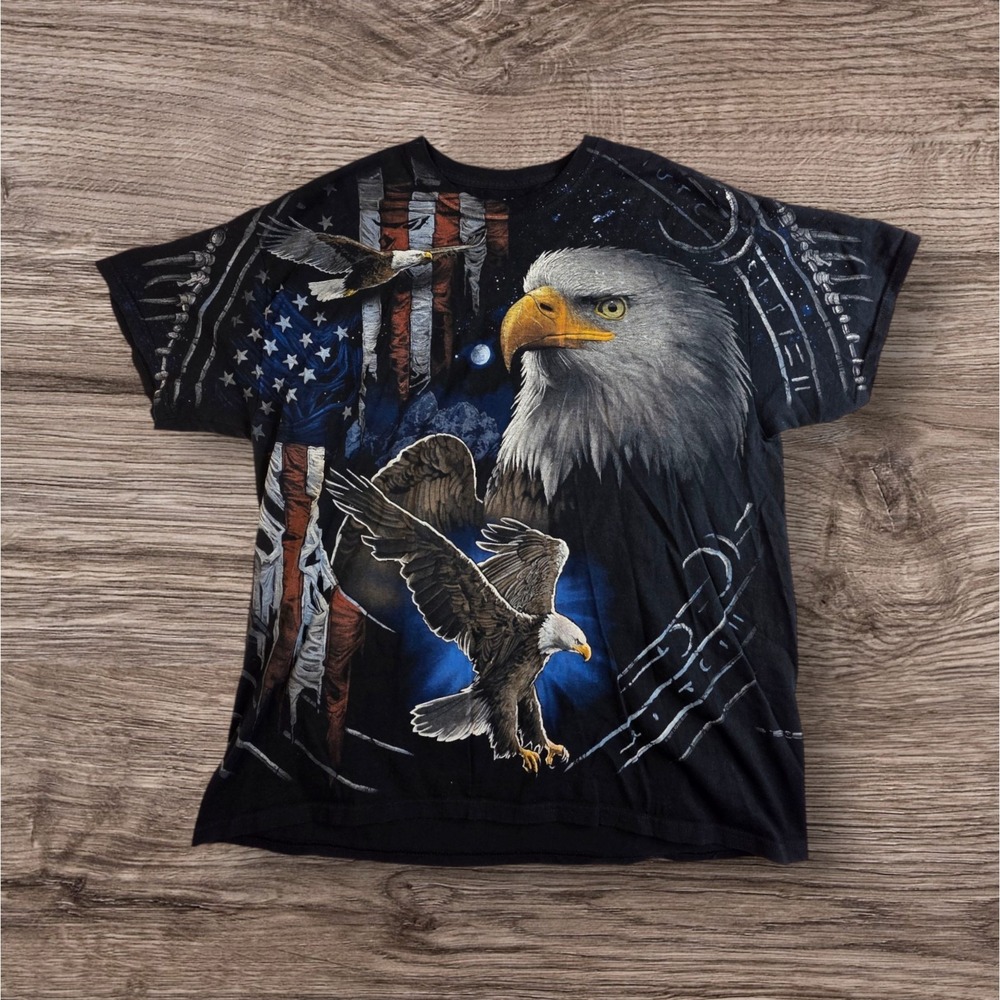 Liquid Blue American Bald Eagle All Over Print Shirt Size XL Men's USA Soar Logo